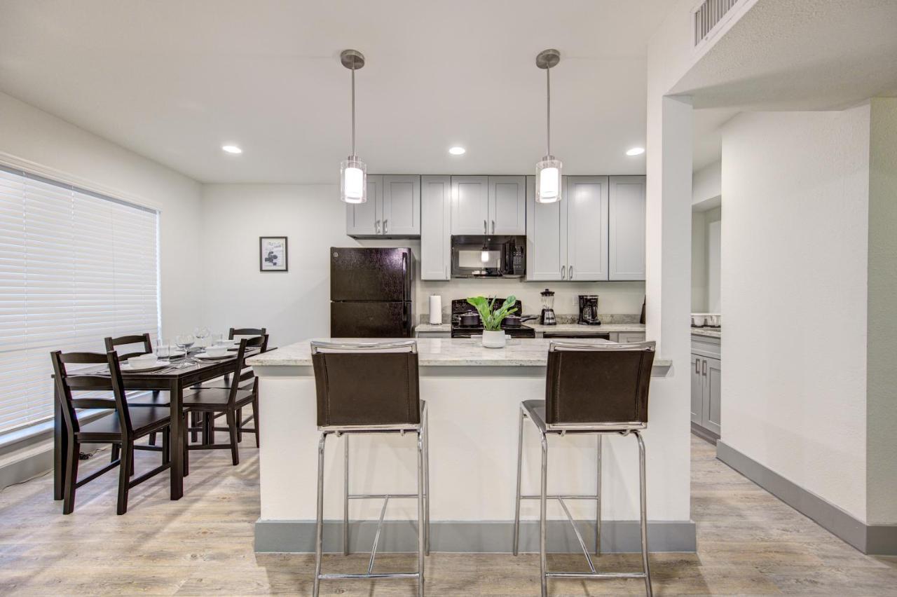 Trendy Midtown Apt, Walk To Shops & Sites, Pets Ok Χιούστον Εξωτερικό φωτογραφία
