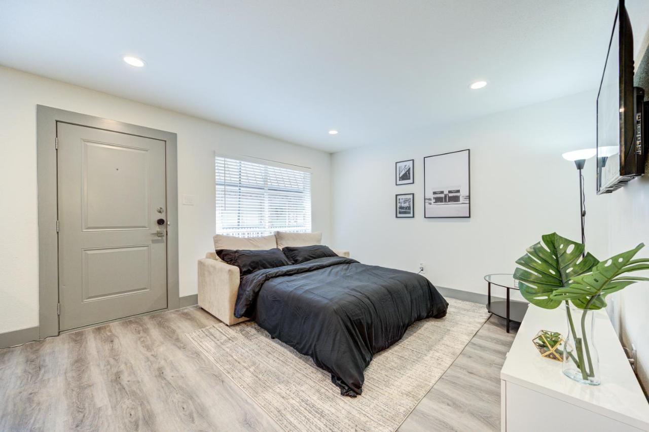 Trendy Midtown Apt, Walk To Shops & Sites, Pets Ok Χιούστον Εξωτερικό φωτογραφία