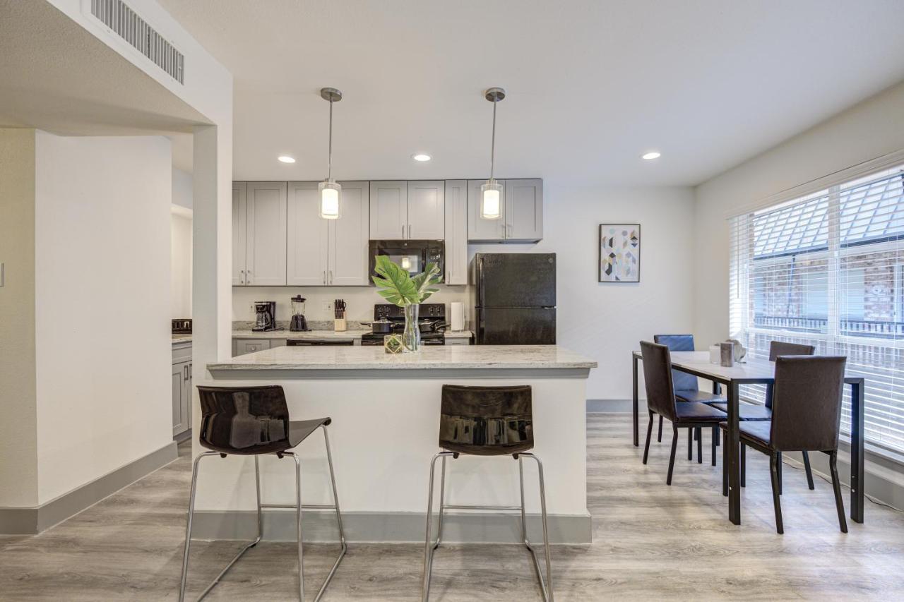 Trendy Midtown Apt, Walk To Shops & Sites, Pets Ok Χιούστον Εξωτερικό φωτογραφία