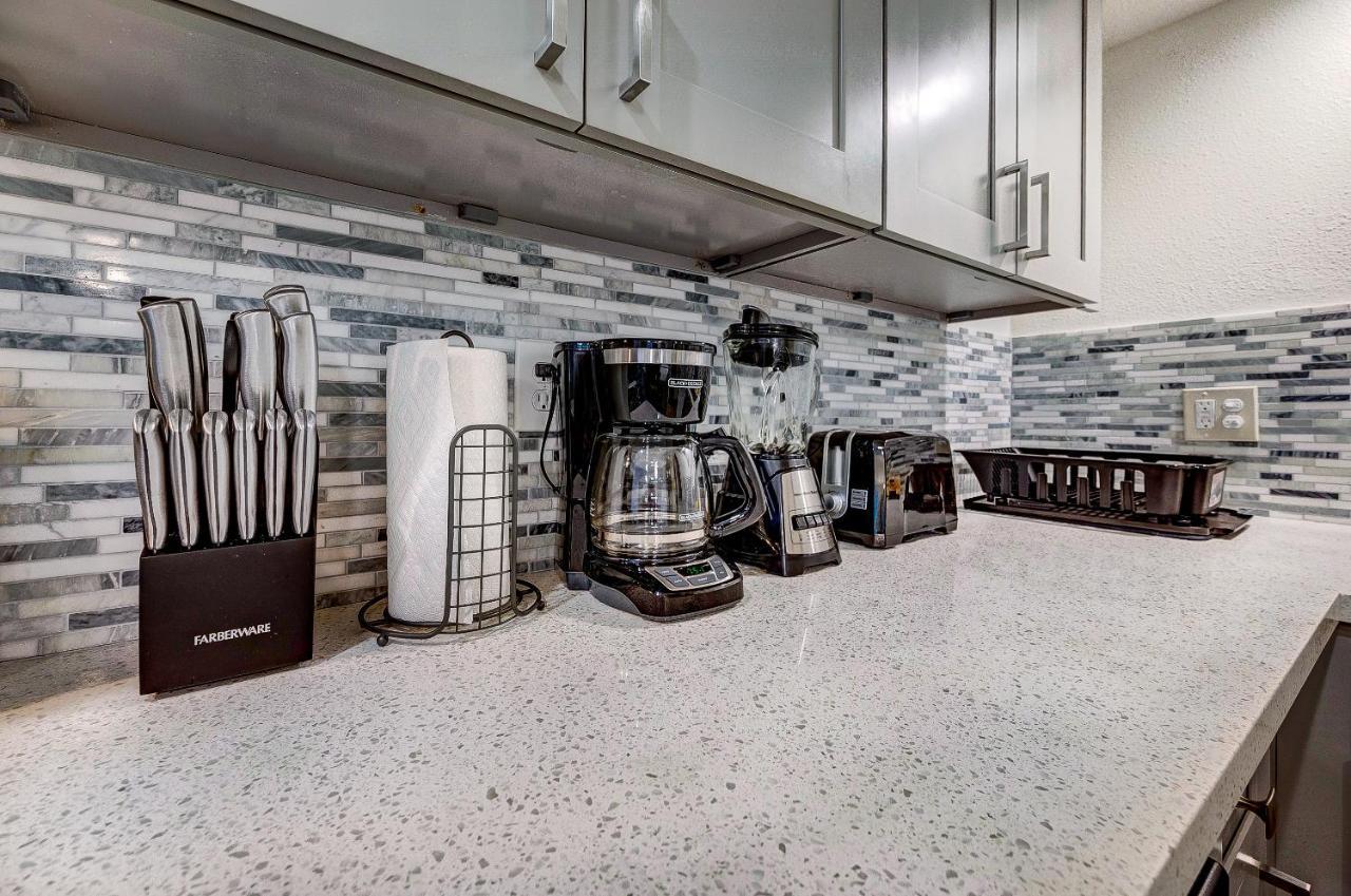 Trendy Midtown Apt, Walk To Shops & Sites, Pets Ok Χιούστον Εξωτερικό φωτογραφία