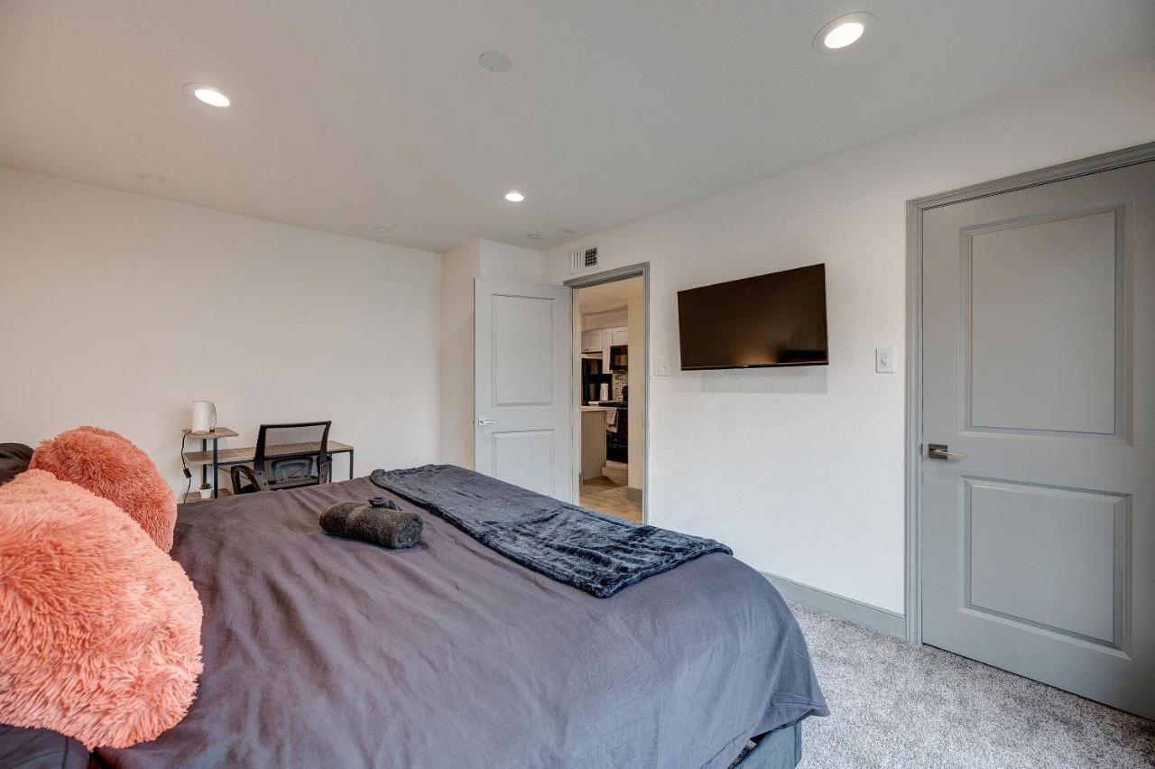 Trendy Midtown Apt, Walk To Shops & Sites, Pets Ok Χιούστον Εξωτερικό φωτογραφία